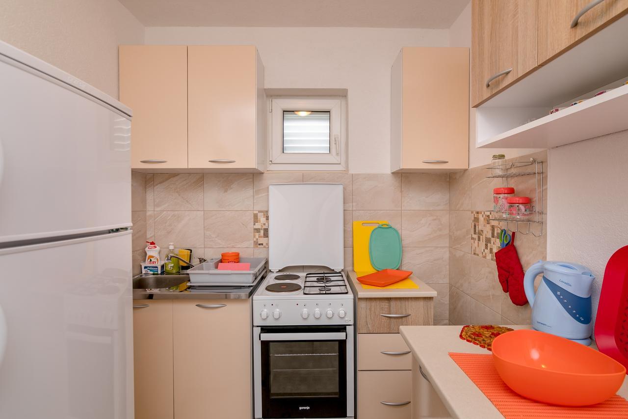 Apartments Mitrovic Luštica Exterior foto