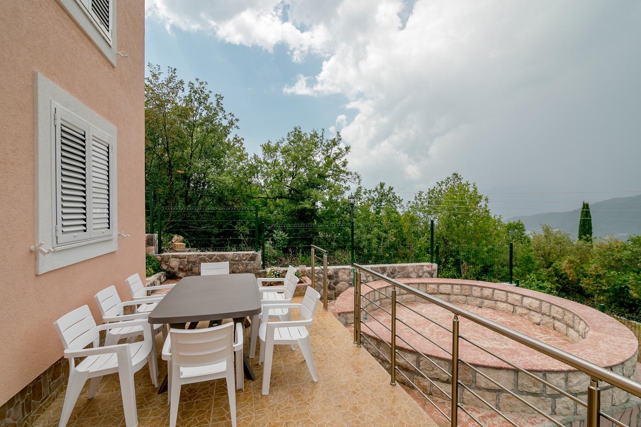 Apartments Mitrovic Luštica Exterior foto