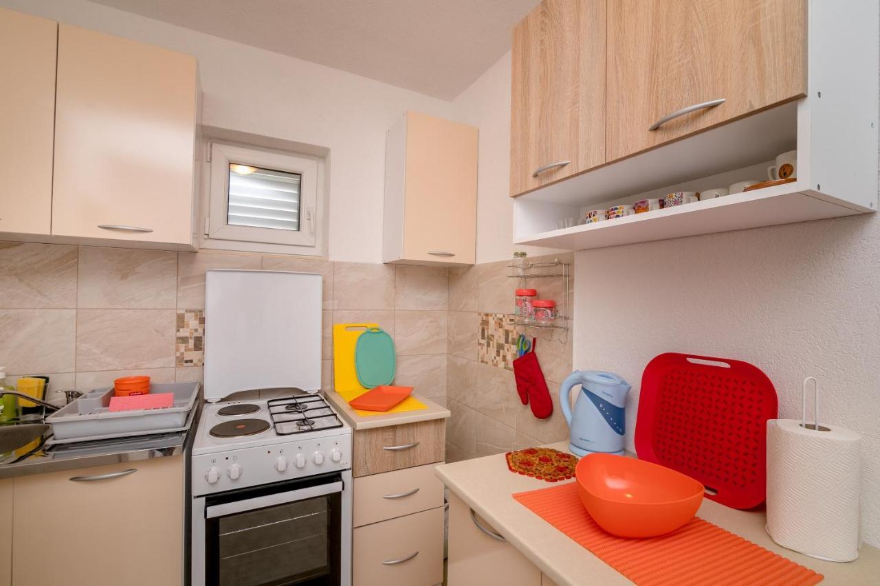 Apartments Mitrovic Luštica Exterior foto