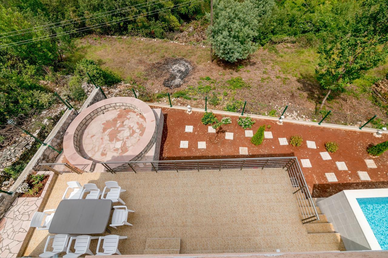 Apartments Mitrovic Luštica Exterior foto