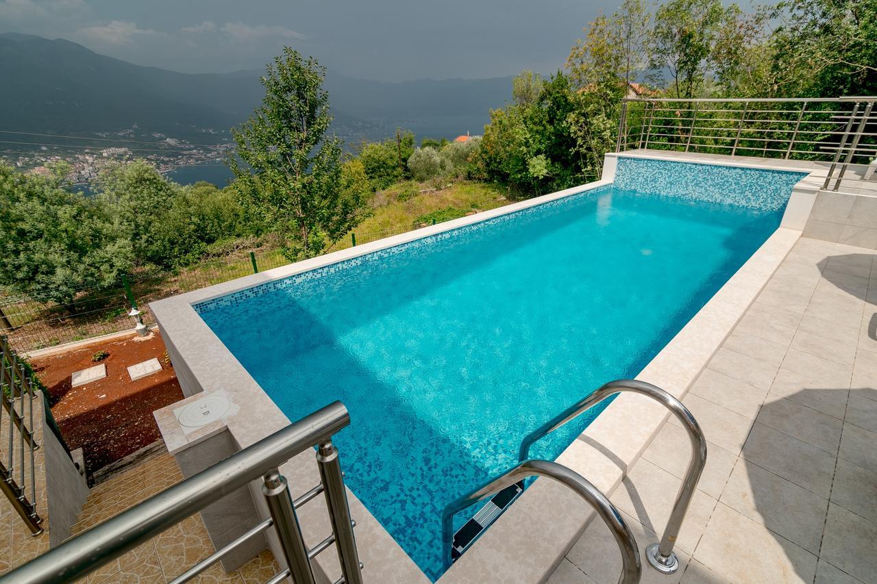 Apartments Mitrovic Luštica Exterior foto