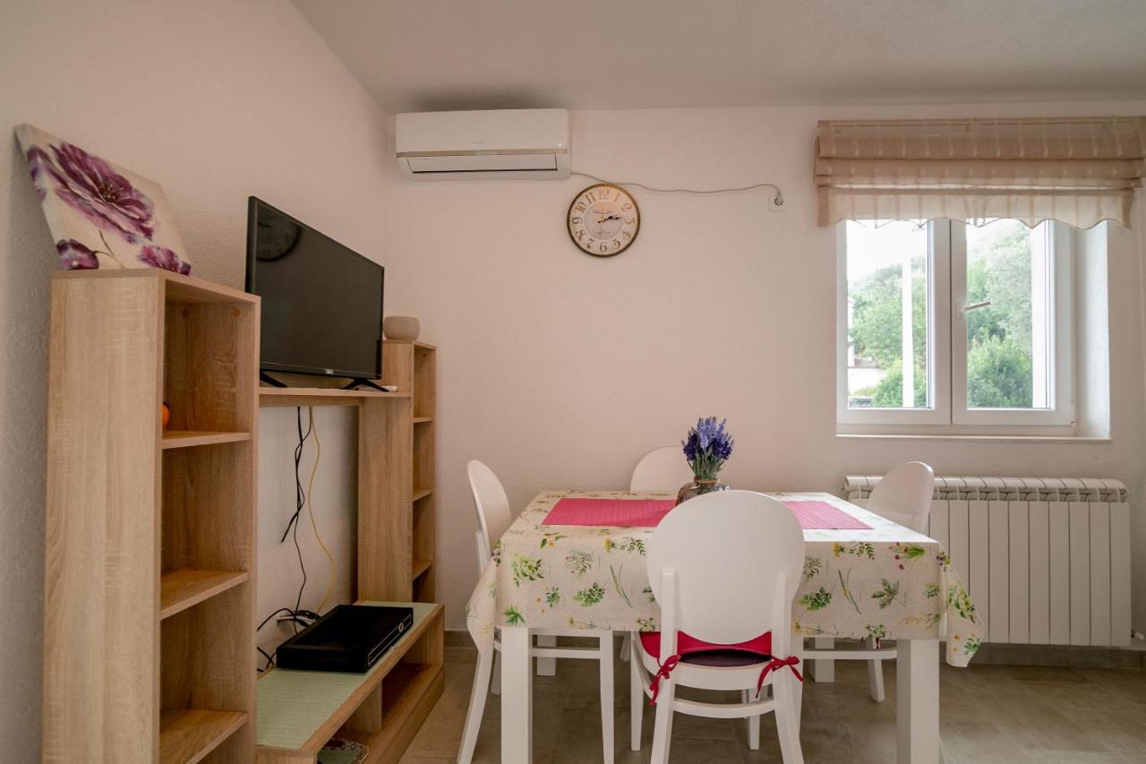 Apartments Mitrovic Luštica Exterior foto