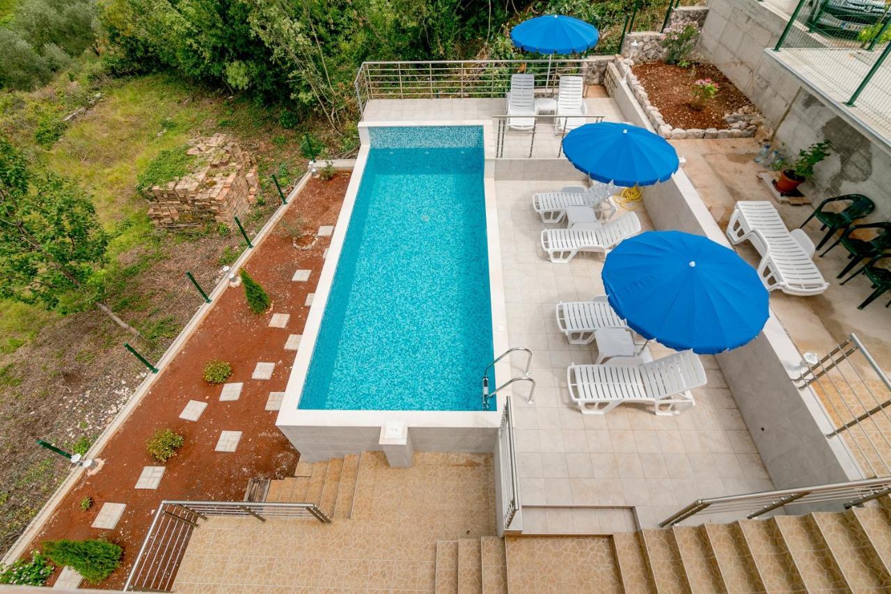 Apartments Mitrovic Luštica Exterior foto